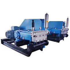 Pompă de injecție polimerică